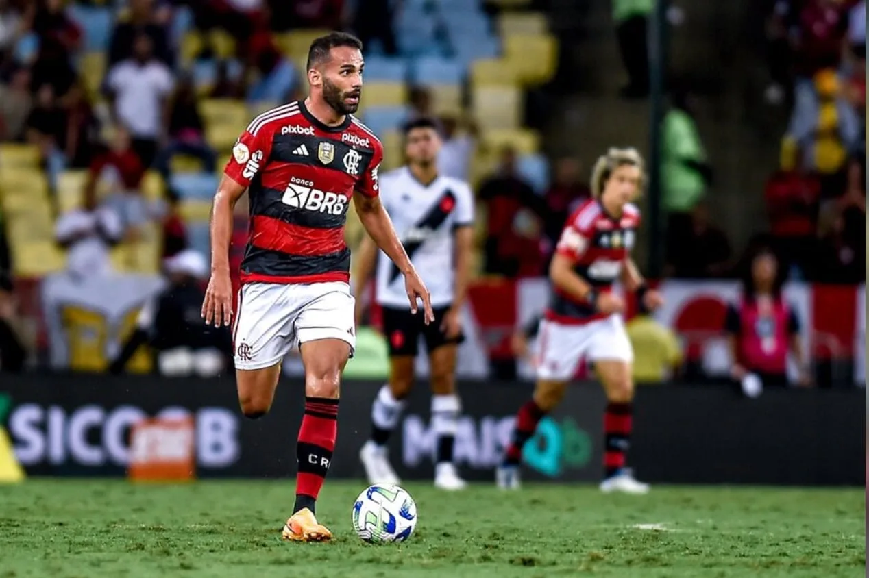 Corinthians abre negociação para contratar Thiago Maia, do Flamengo