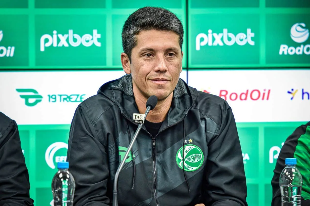 Chapéu? Cruzeiro pode ‘atravessar’ Santos por Thiago Carpini 