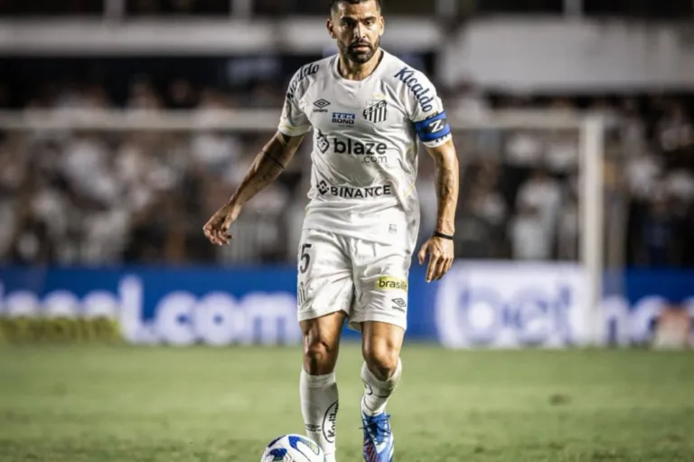 Tomás Rincón aceita redução salarial e permanece no Santos