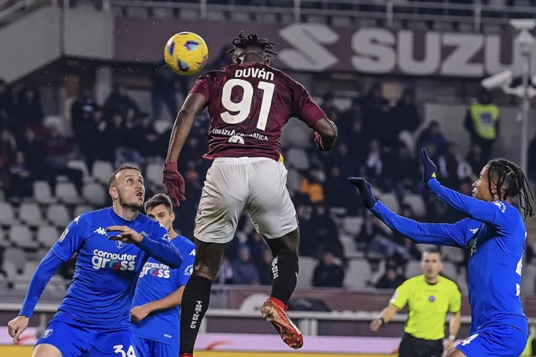 Torino derrota Empoli no Campeonato Italiano