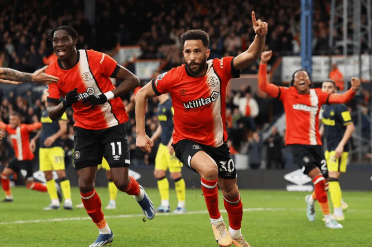 Luton Town bate o Newcastle e ‘respira’ na Premier League