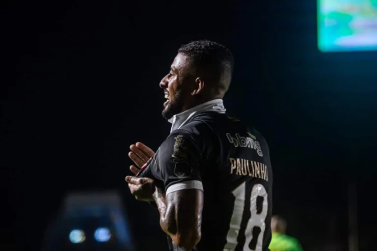 Vasco fica na Série A e embolsa bolada de premiação no Brasileirão