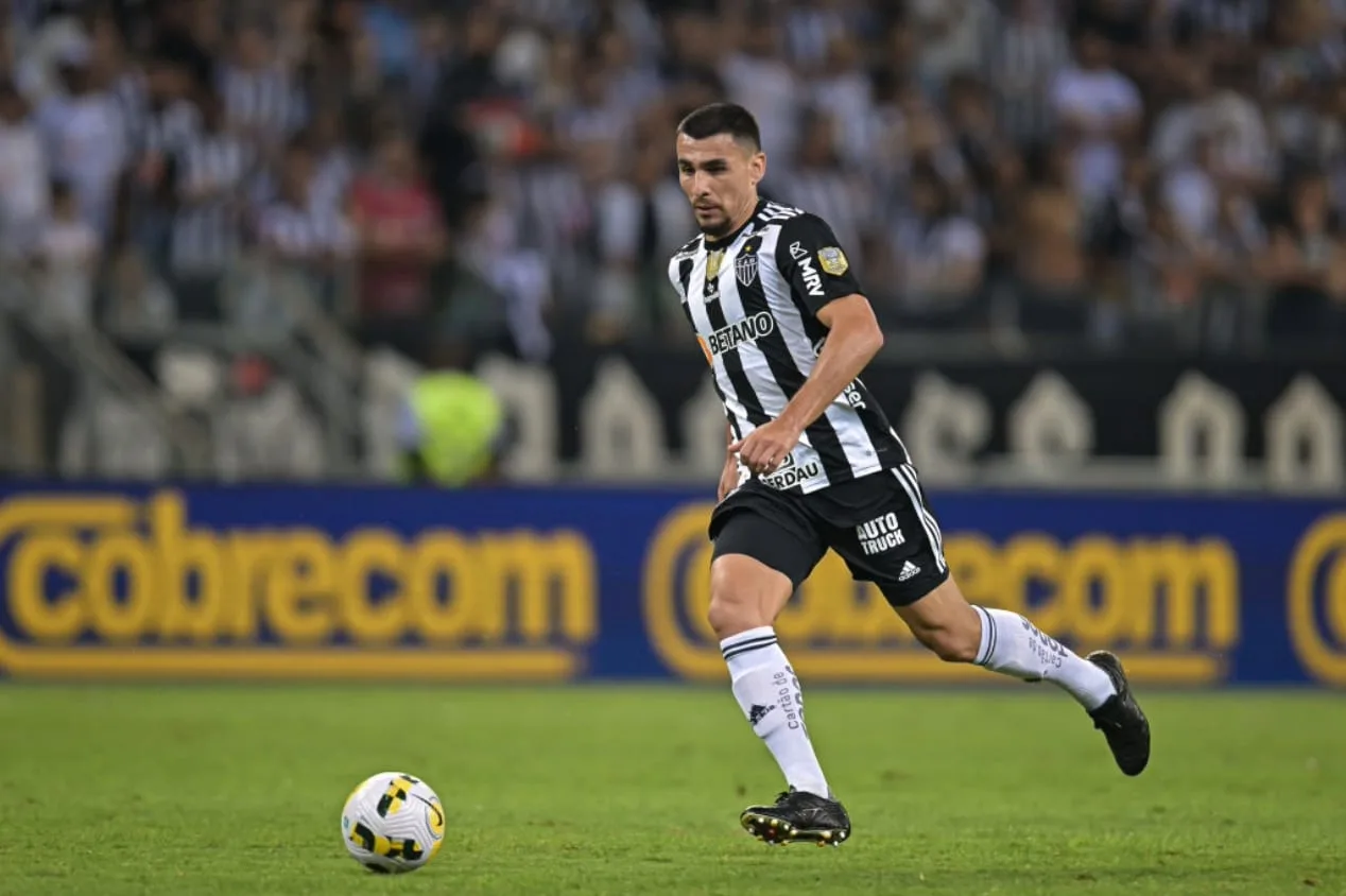 Mercado da bola: Vasco mira zagueiro ex-Atlético-MG