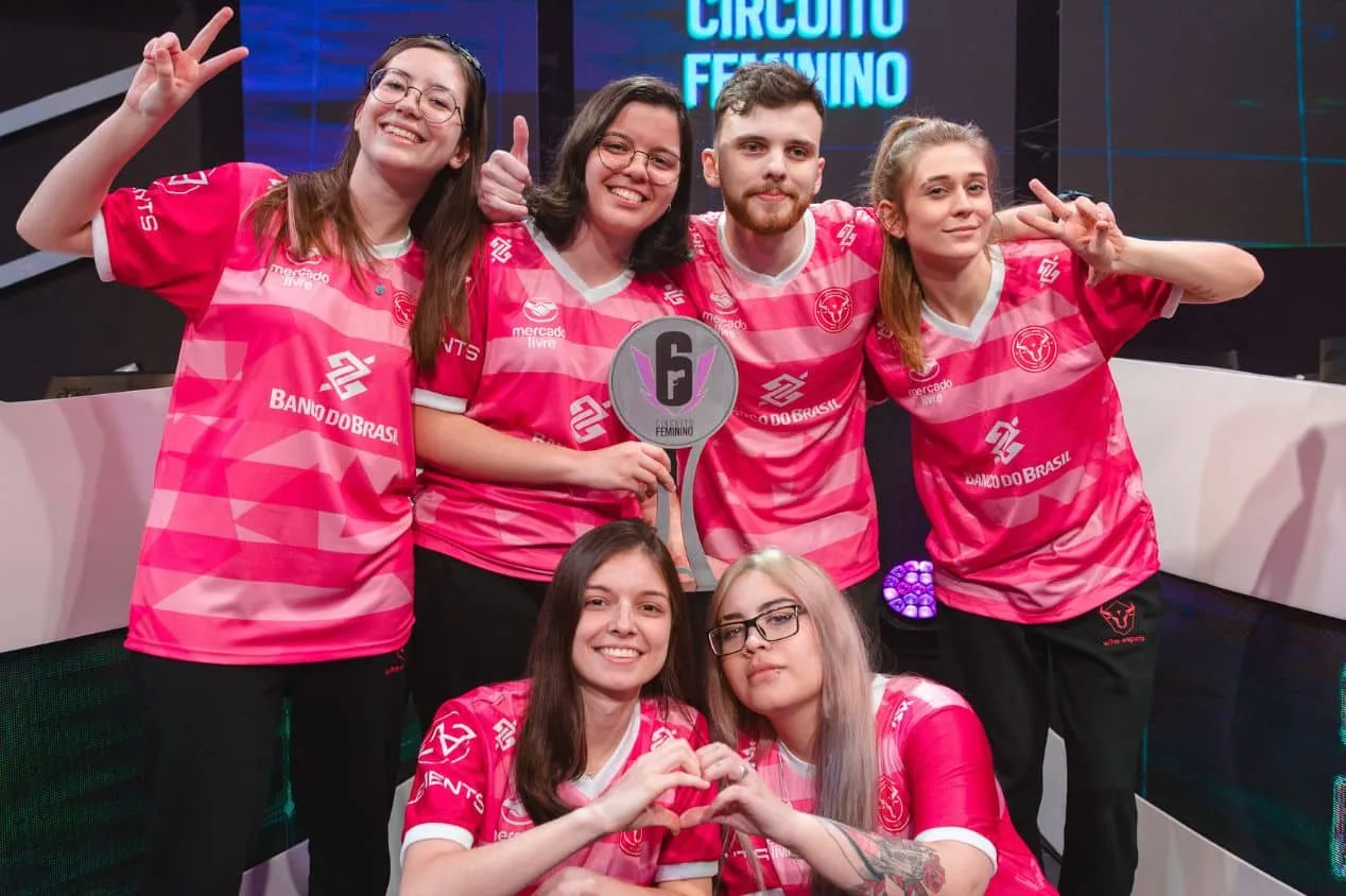 W7M Esports bate Black Dragons e conquista o Circuito Feminino de Rainbow Six
