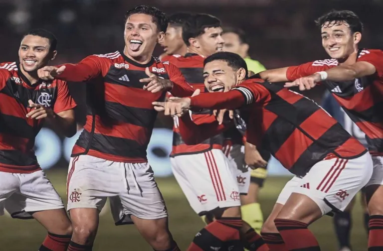 Flamengo vence o São José em jogo equilibrado na Copinha