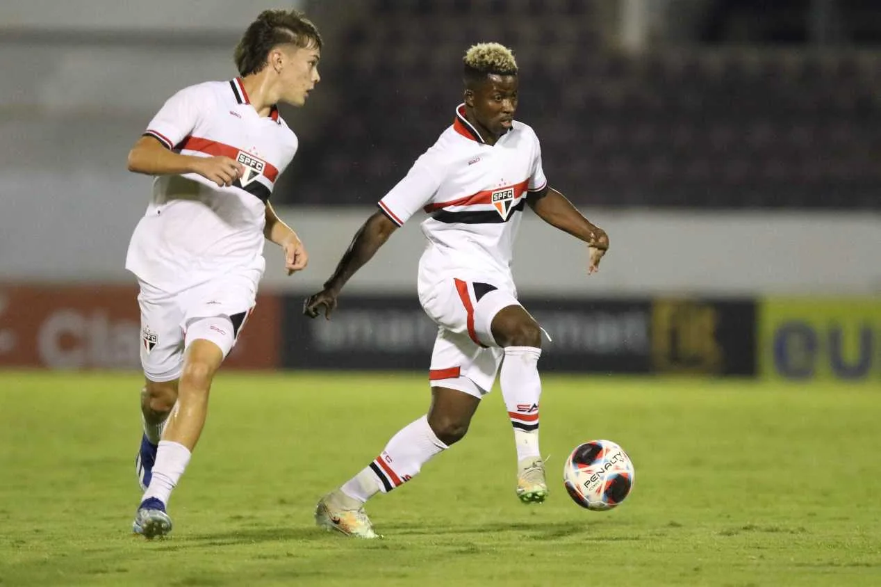 SPFC não define situação e jogador senegalês da Copinha pode deixar o clube