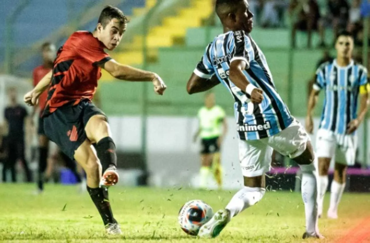 Athletico-PR aposta na resiliência para eliminar o Grêmio da Copinha