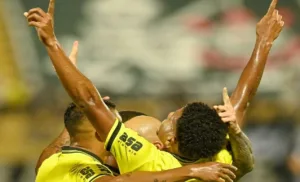 São Bernardo surpreende em vitória sobre o Corinthians no Paulistão