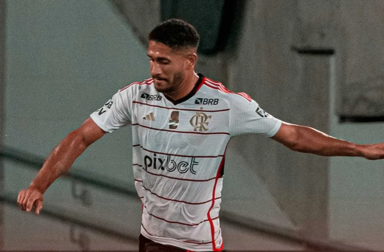 Flamengo empata com a Portuguesa-RJ no Cariocão