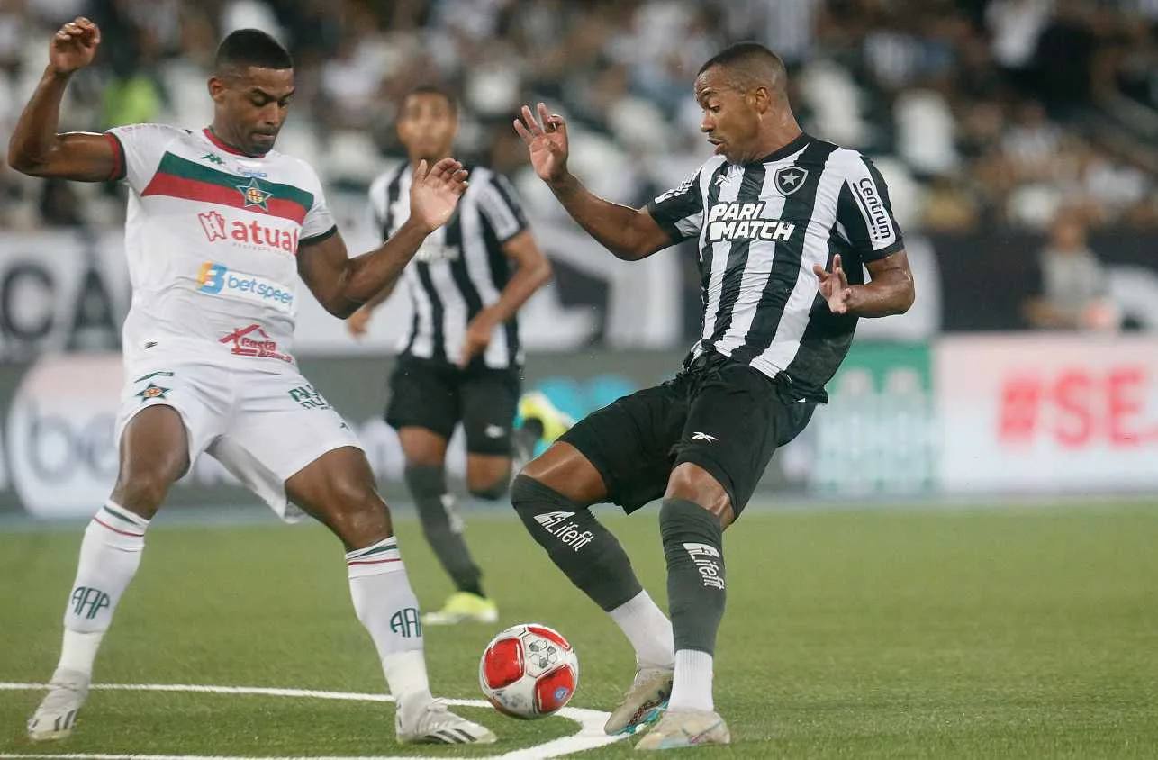 Botafogo decepciona em empate com a Portuguesa-RJ no Nilton Santos