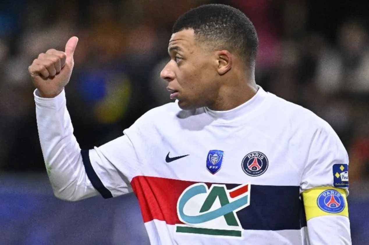 PSG marca nove gols e vence o Revel pela Copa da França