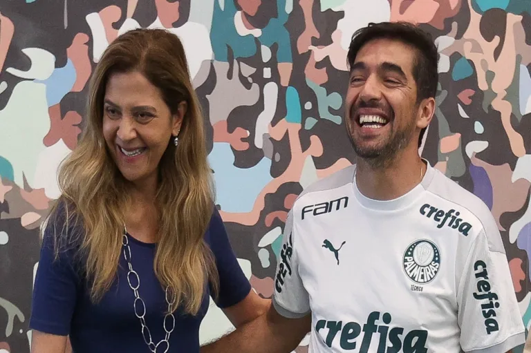 Palmeiras e Abel Ferreira negociam prorrogação de contrato