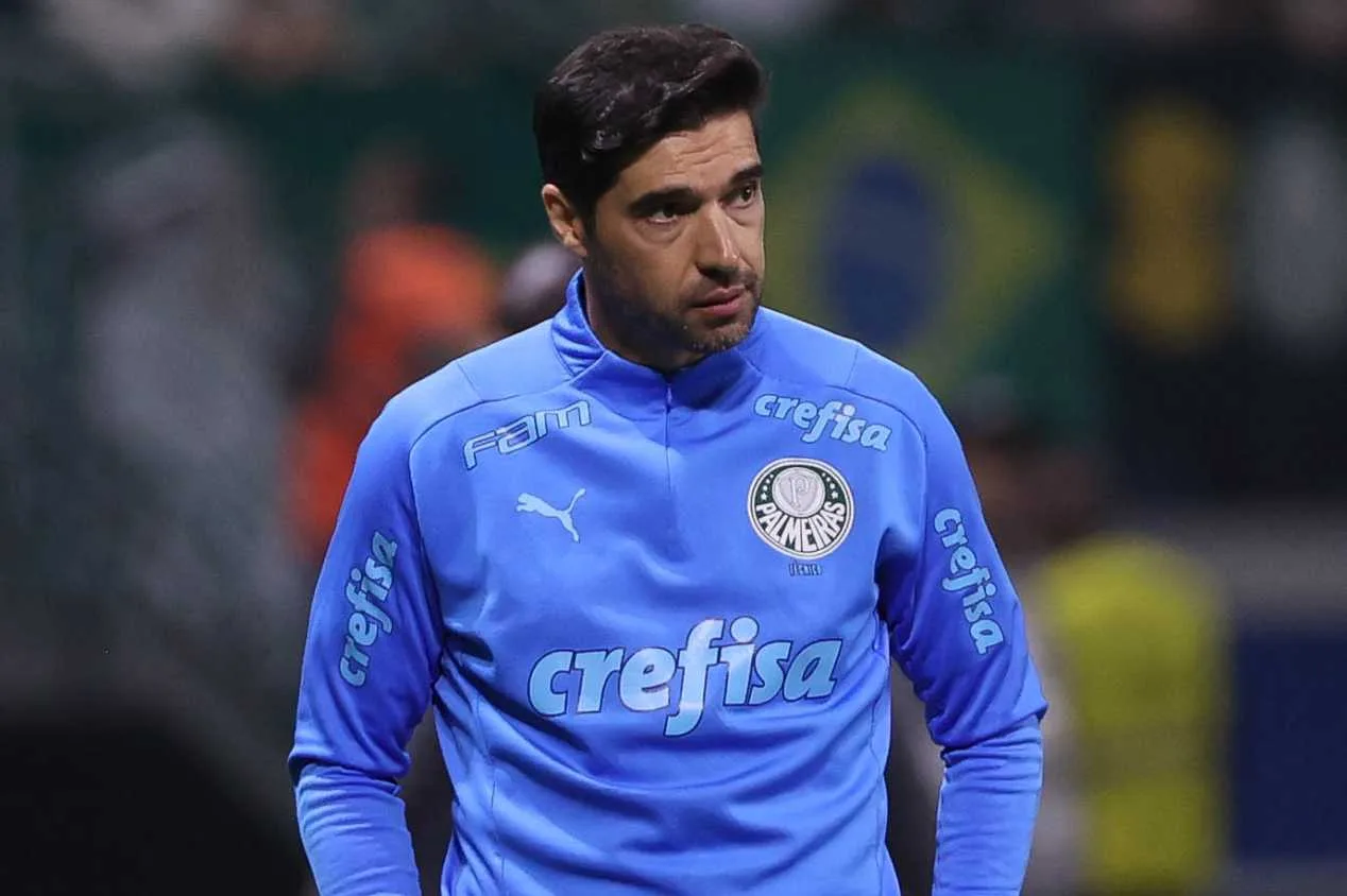 Casagrande detona críticos de Abel Ferreira e relembra alerta ao Palmeiras