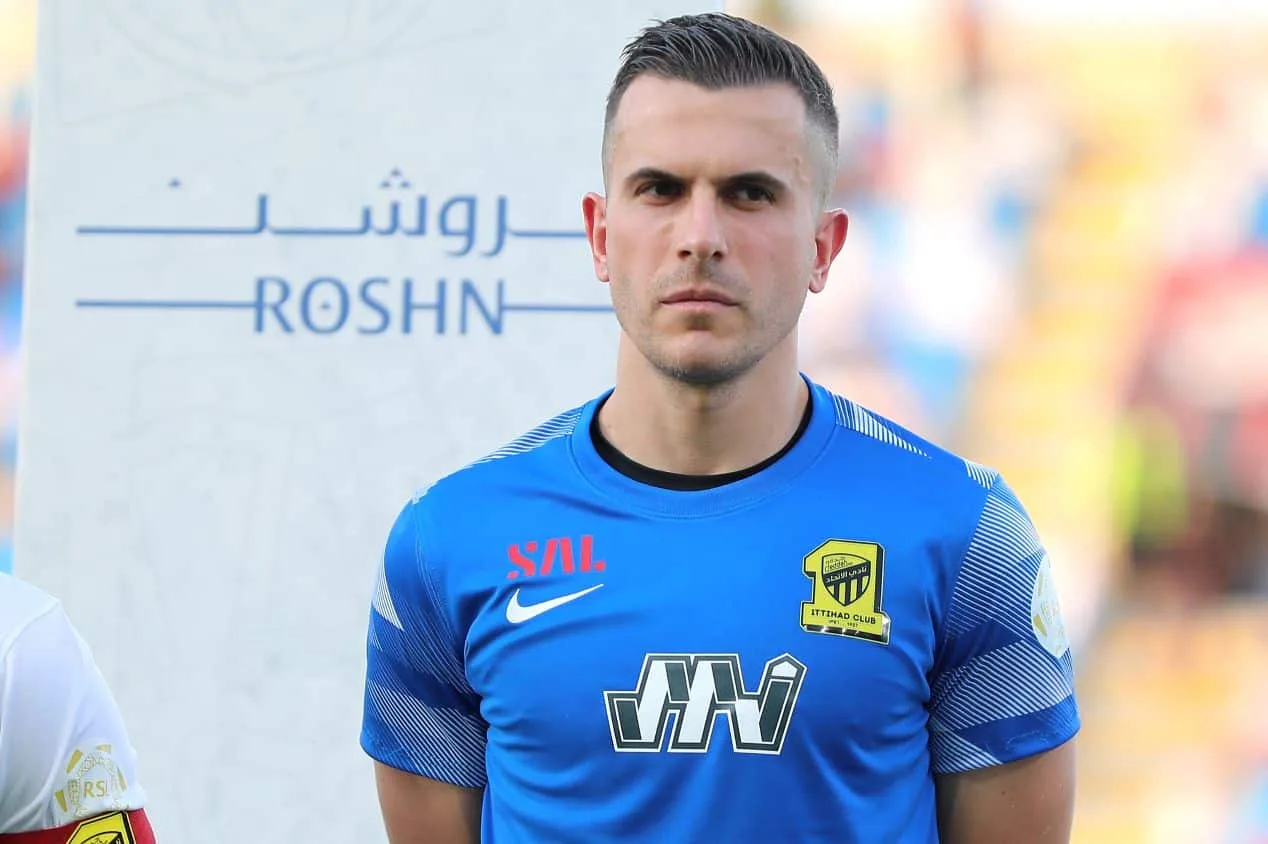 Al-Ittihad toma decisão sobre Marcelo Grohe por vaga para Jota