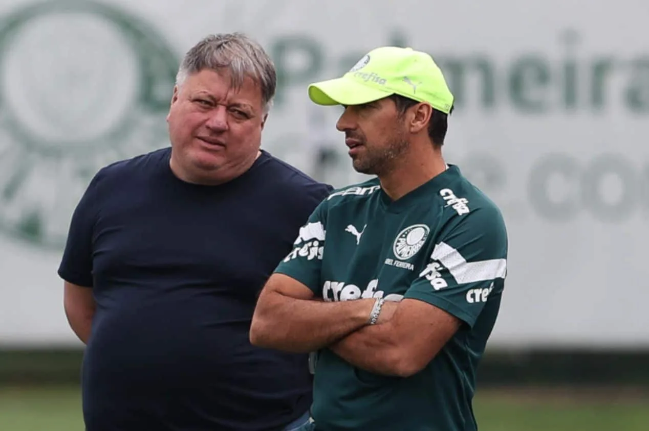 Abel Ferreira insiste e pede dois reforços no Palmeiras, diz Pascoal