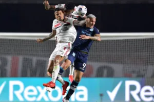SPFC encaminha renovação com dupla de zagueiros