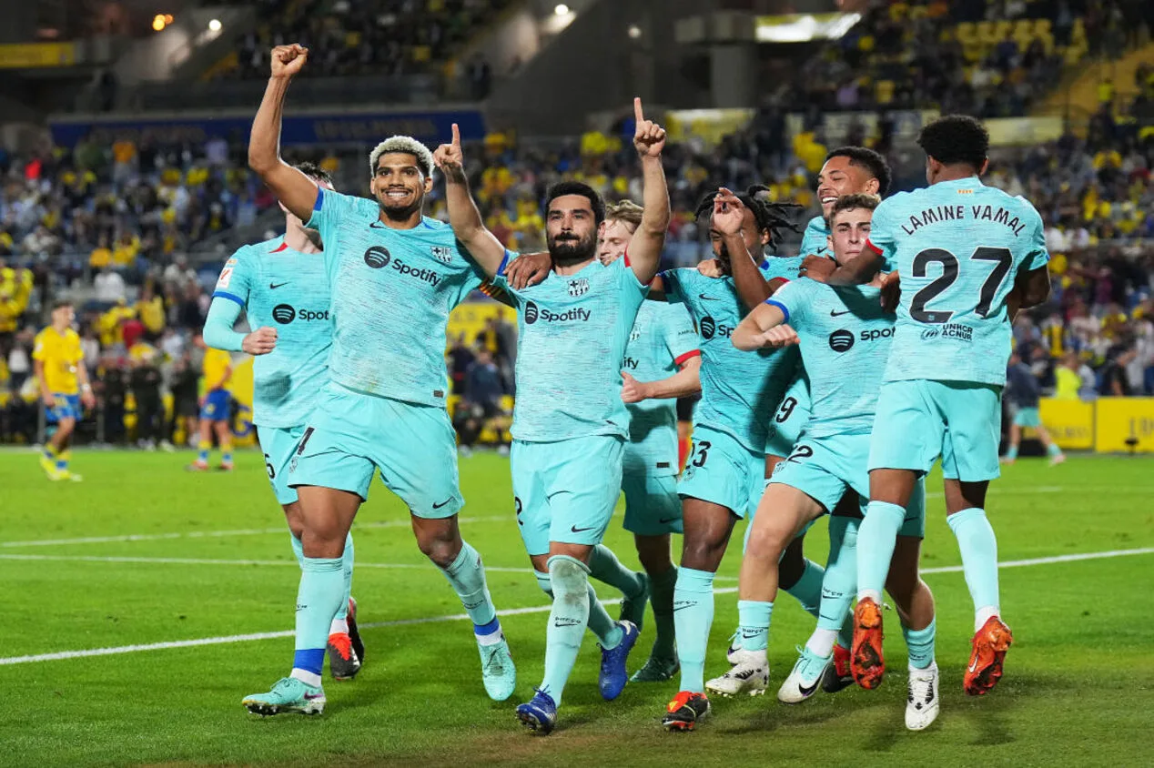 Barcelona relaciona 25 jogadores para a Supercopa da Espanha; veja a lista 