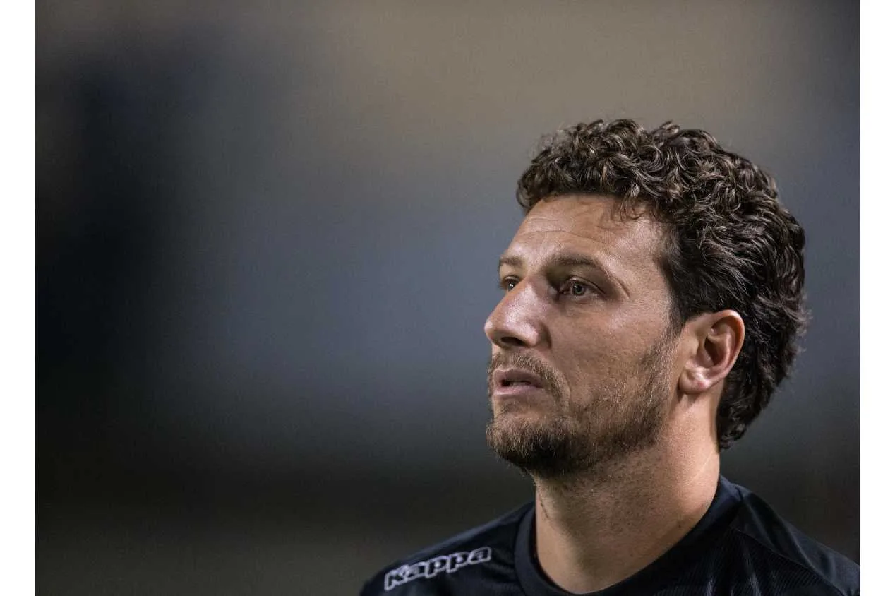 Ex-Manchester City, Elano projeta seu futuro no futebol