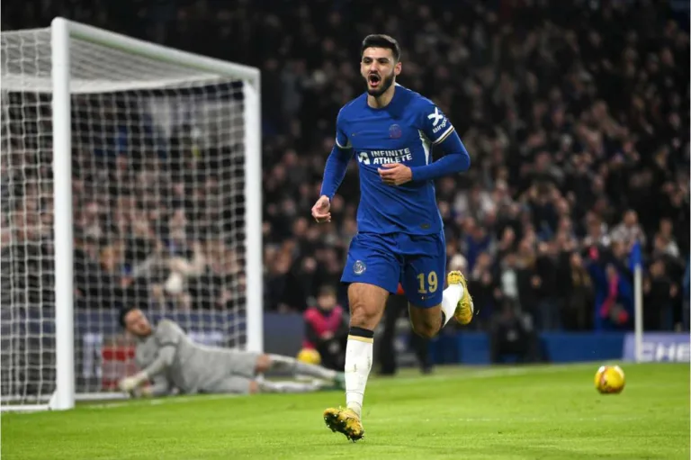 Fulham fica muito perto de contratar Armando Broja, do Chelsea