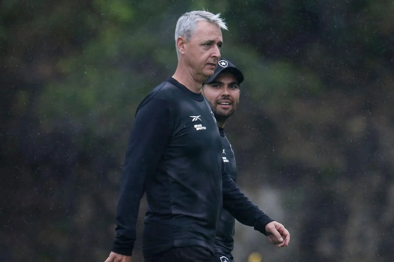 Botafogo tem três desfalques hoje contra o Sampaio Corrêa