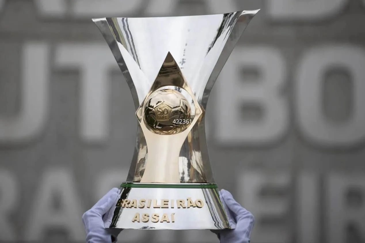 Nilson César deixa aviso sobre candidato ao título do Brasileirão: “Precisa evoluir”