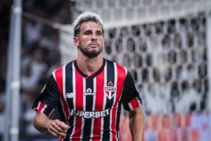 São Paulo vence o Corinthians e derruba tabu na Neo Química Arena