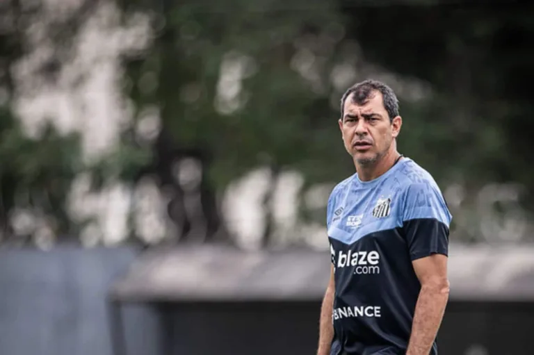 Carille vê ‘faísca curta’ em derrota do Santos para o Novorizontino