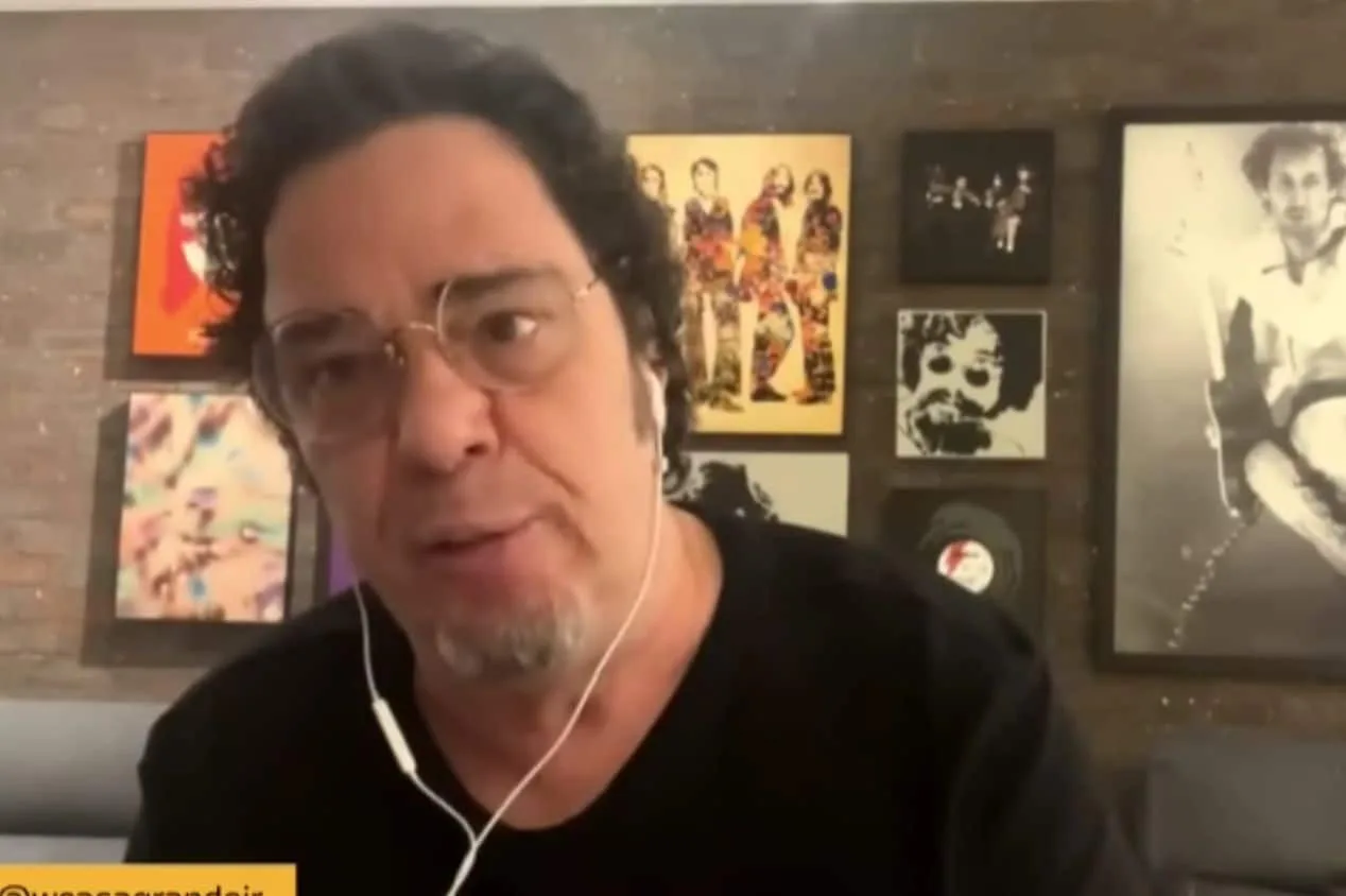 Casagrande vê risco de “fundo do poço” e deixa recado sobre substituto de Diniz na seleção brasileira