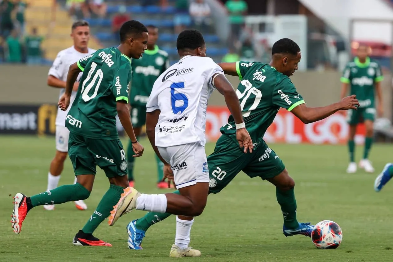 Cazé TV ultrapassa 10 milhões de espectadores com jogos da Copinha; veja números de outras emissoras