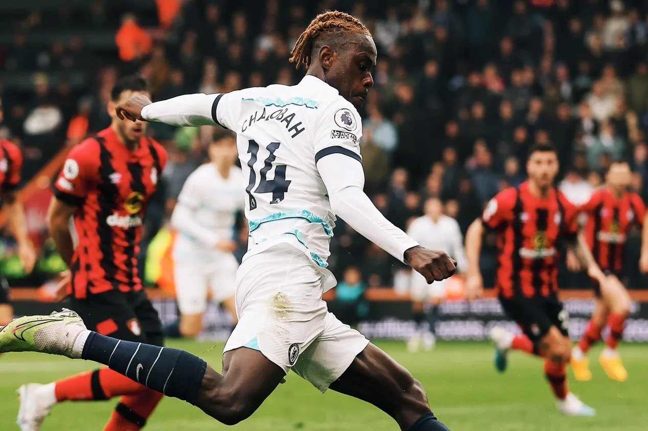 Chelsea pode negociar Trevoh Chalobah no mercado da bola