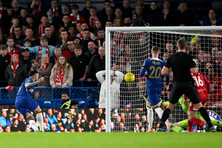 Chelsea atropela o Middlesbrough e aguarda adversário na final da Copa da Liga Inglesa