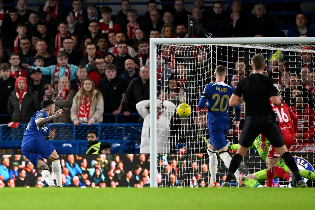 Chelsea atropela o Middlesbrough e aguarda adversário na final da Copa da Liga Inglesa