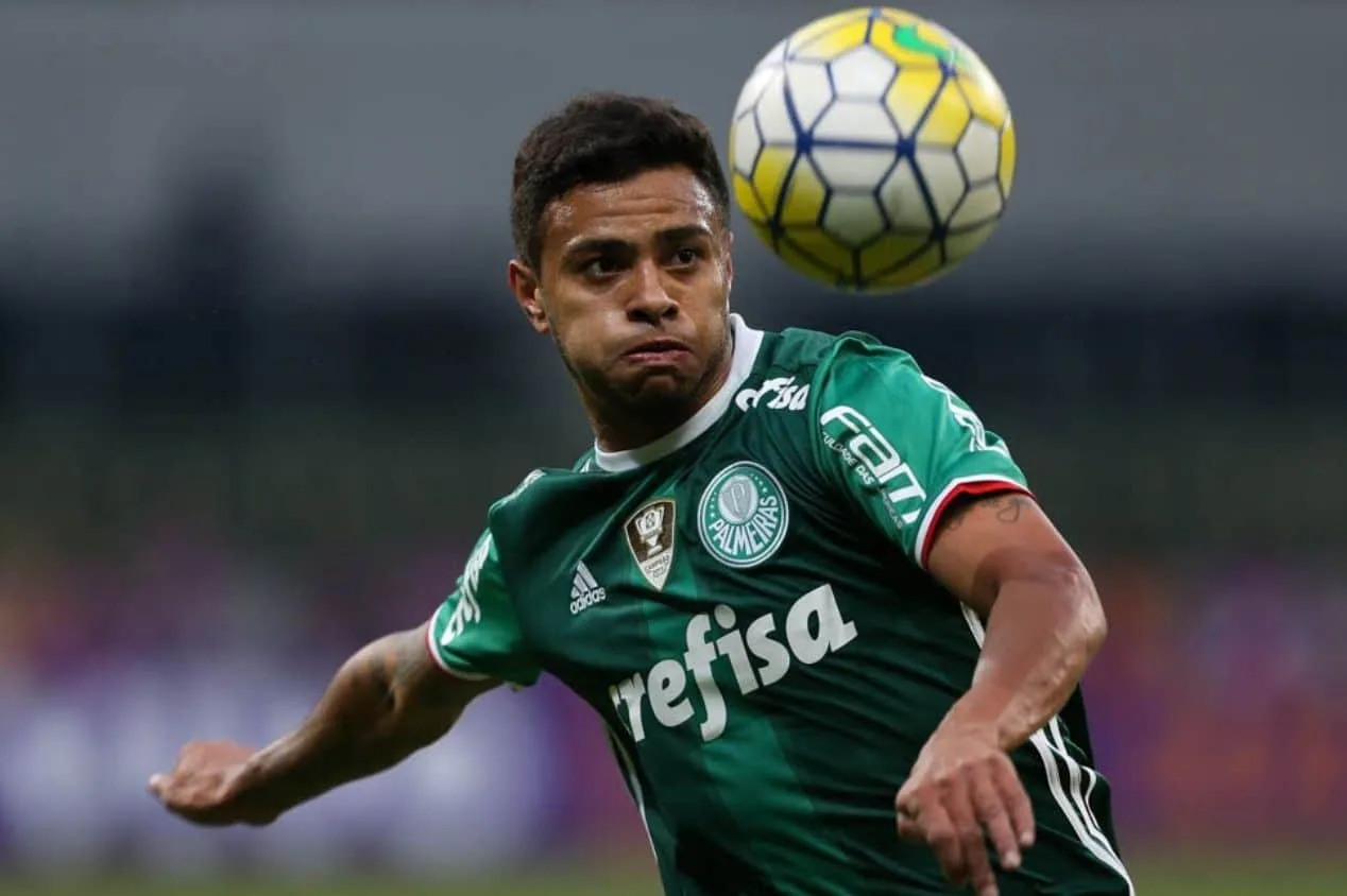 Ex-Palmeiras paga pensão alimentícia atrasada e deixa prisão