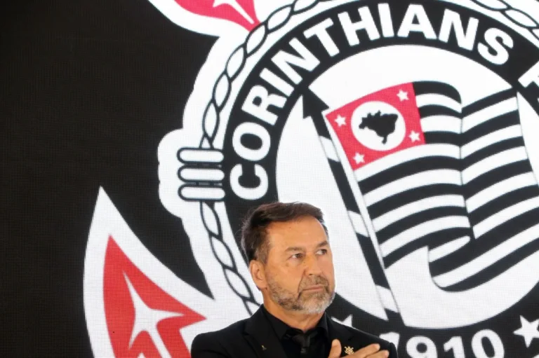 Nicola lista negociações frustradas do Corinthians no mercado da bola