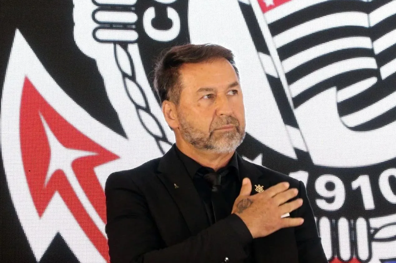 Corinthians dá “chapéu” no São Paulo e contrata profissional para os bastidores