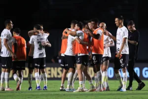 Corinthians precisa de um time mais qualificado para 2024, segundo Velloso