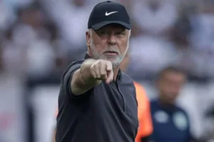 Corinthians fica perto de contratar mais três reforços no mercado da bola; veja