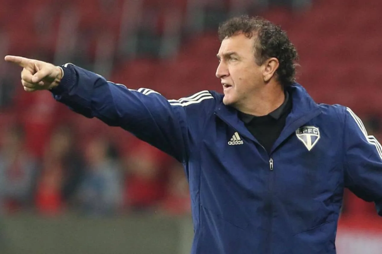 Nilson César manda recado para “patrulheiros” e aprova Cuca no São Paulo