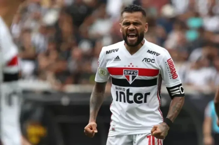 Daniel Alves custou mais de R$ 40 milhões para o SPFC; veja detalhes