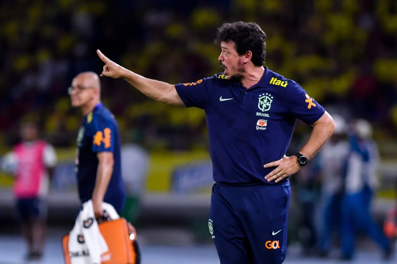 Ronaldo Giovanelli aponta técnico para substituir Diniz na seleção brasileira