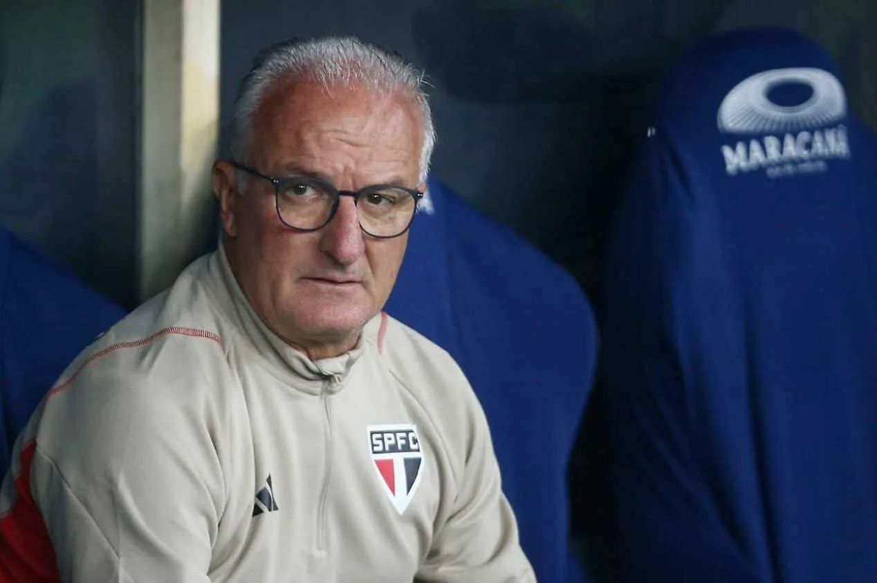 Trajano cita melhor opção e vê Dorival “sem tamanho” para a seleção brasileira