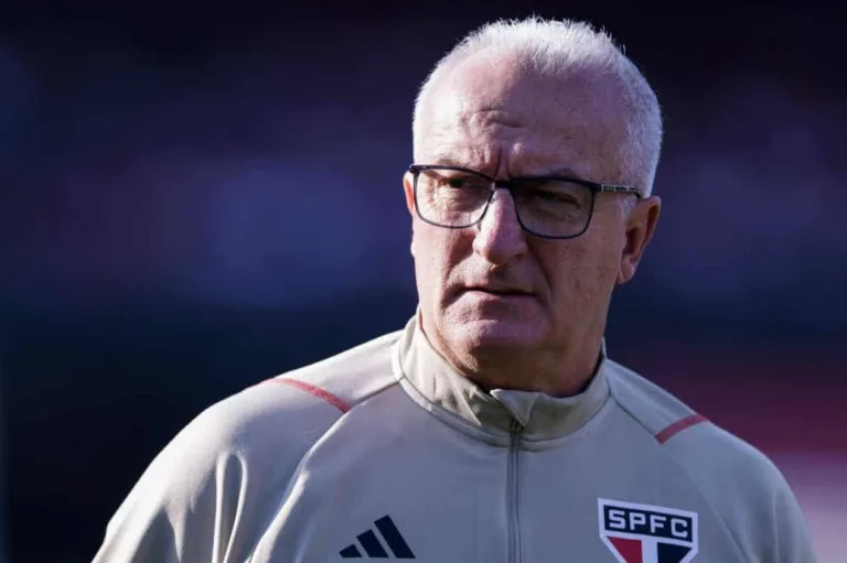 Mauro Cezar faz crítica a Dorival Júnior e detona presidente da CBF: “Perdido”