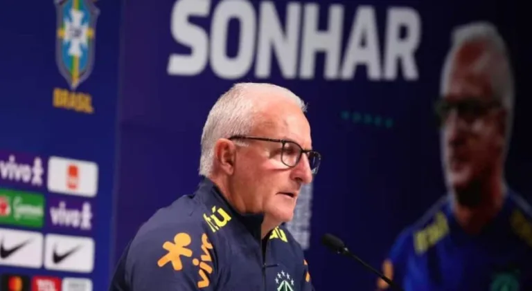 Mauro Cezar compara Dorival Júnior a Leão e diz que técnico foi superestimado