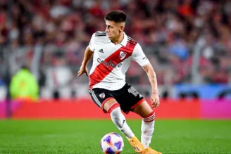 Echeverri já marcou seis gols pelo time profissional do River Plate, desde que subiu em agosto de 2023