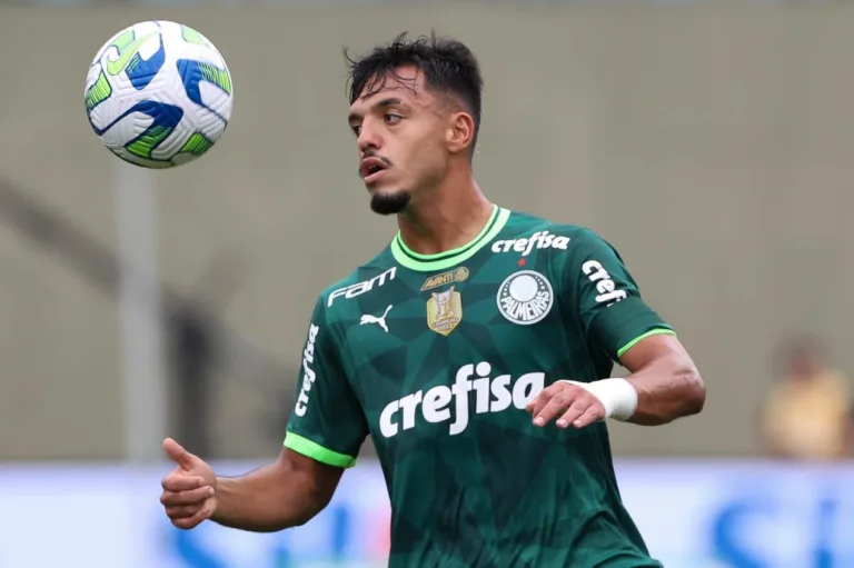 Empresário de Gabriel Menino responde sobre possível saída do Palmeiras, diz Nicola