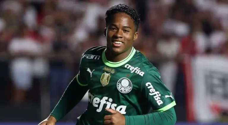 Ricardo Rocha critica postura de Endrick, do Palmeiras: “Muito engessado”