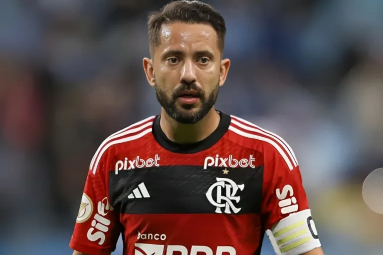 Flamengo tem economia milionária com três saídas; veja valores