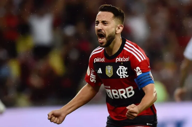 Everton Ribeiro admite que recusou acerto com rival do Flamengo