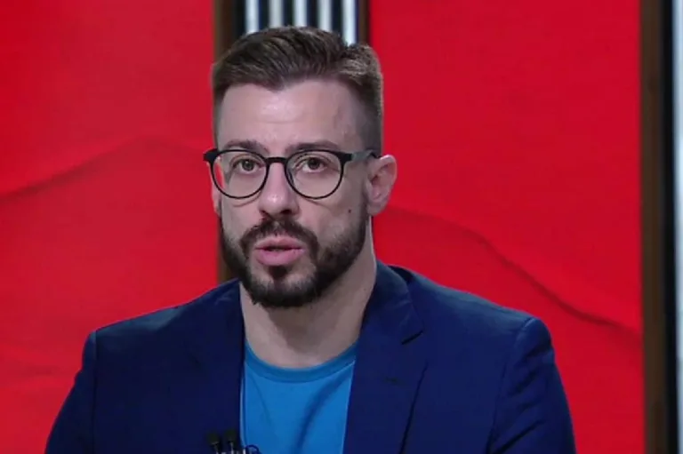 Palmeiras traça meta para venda e Facincani lamenta “vacilo” no mercado da bola 