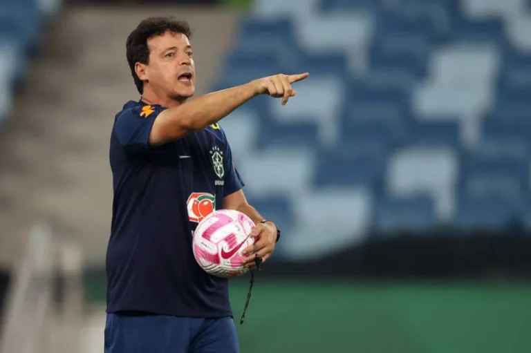 CBF demite Fernando Diniz e pode pagar salário maior para substituto na seleção; veja valores